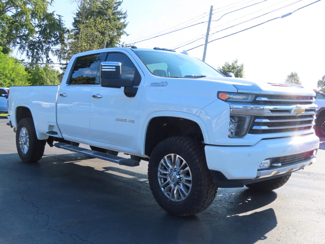 Chevrolet Silverado 3500HD 4WD Crew Cab 172" High Country 2022