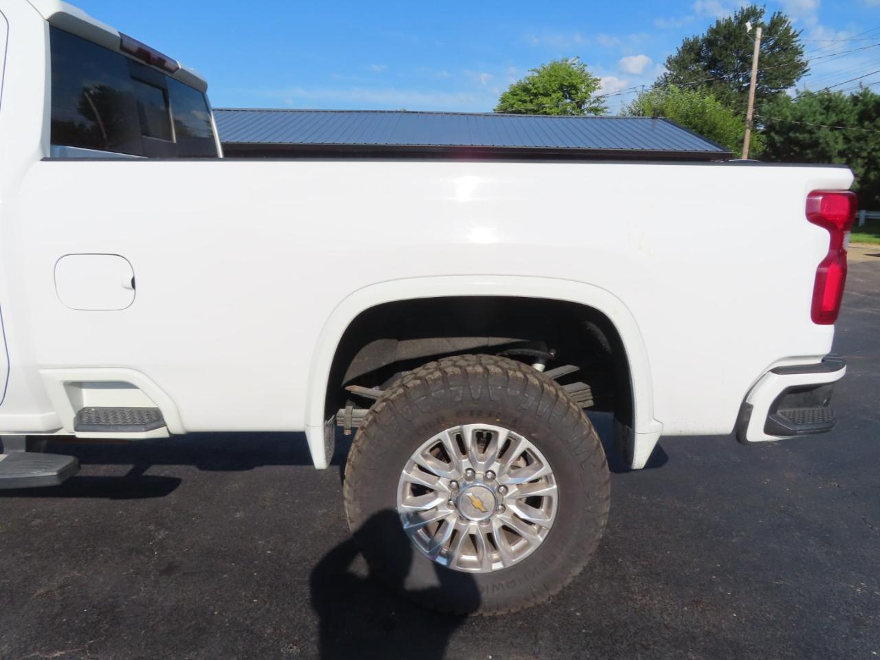 Chevrolet Silverado 3500HD 4WD Crew Cab 172" High Country 2022