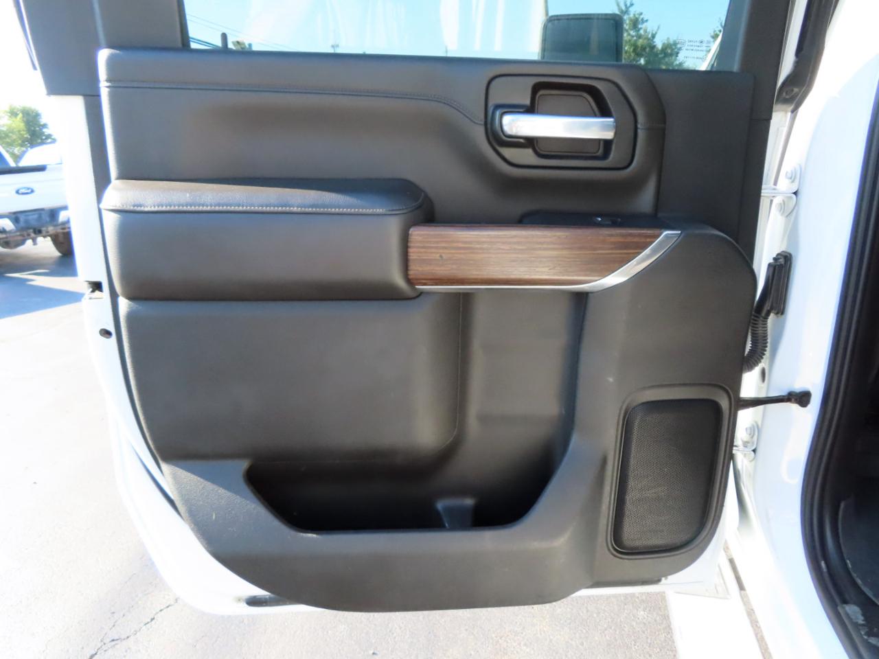 Chevrolet Silverado 3500HD 4WD Crew Cab 172" High Country 2022