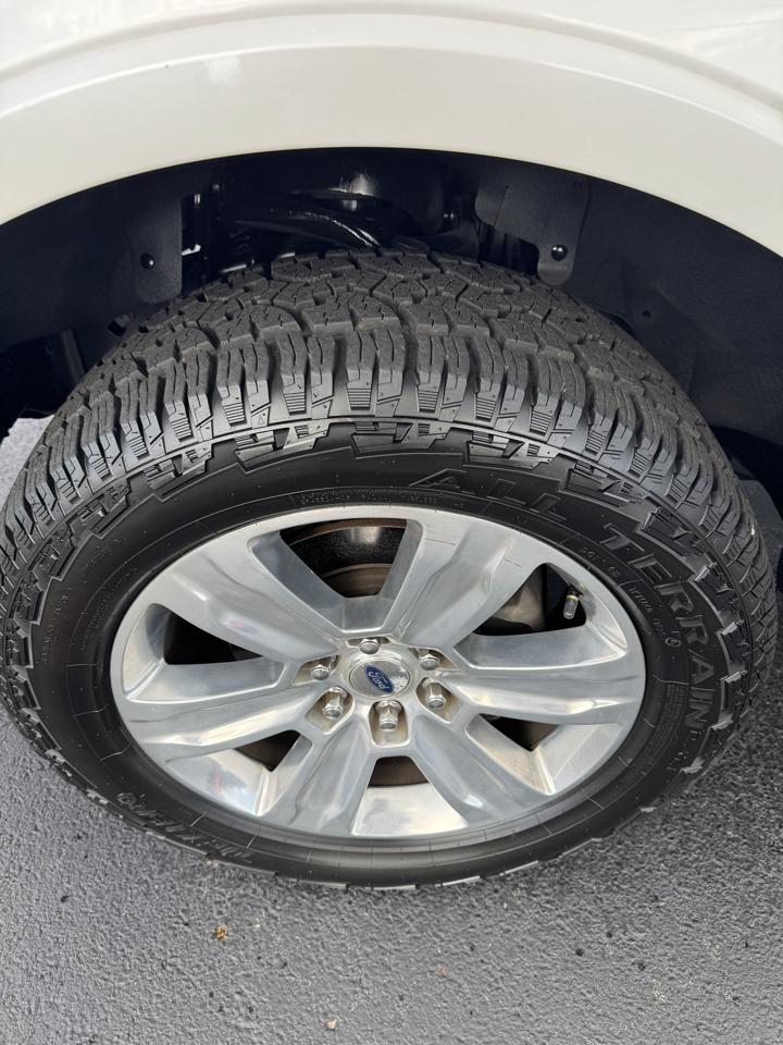Ford F-150 4WD SuperCrew 145" Platinum 2016