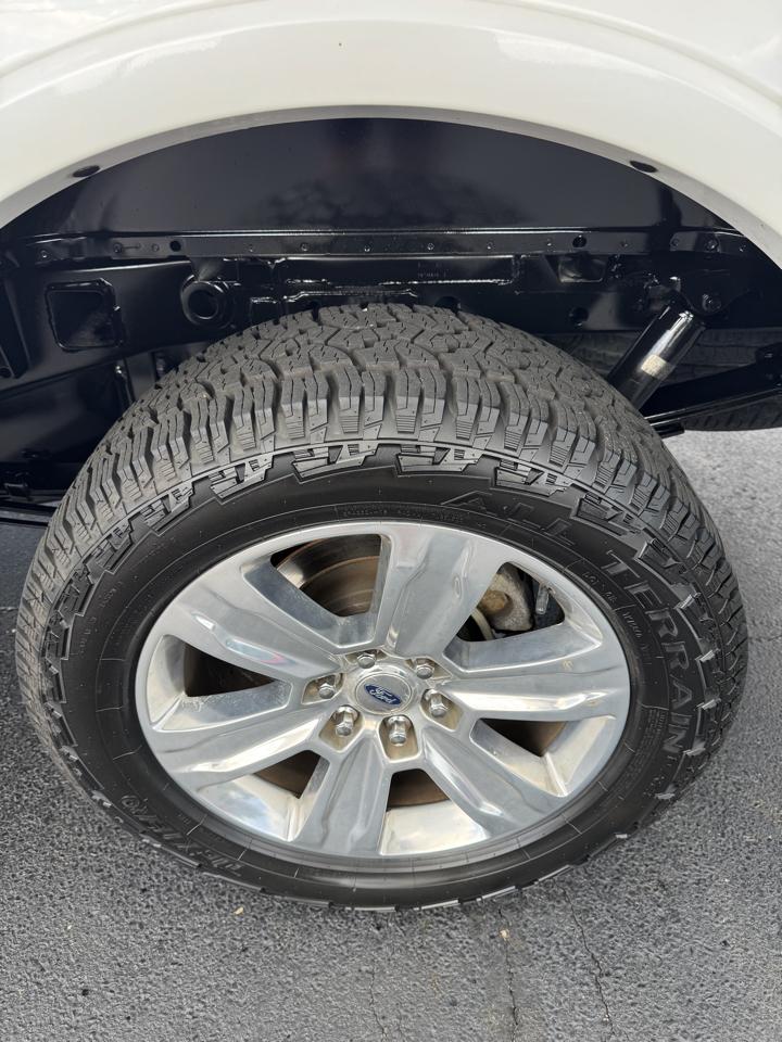 Ford F-150 4WD SuperCrew 145" Platinum 2016