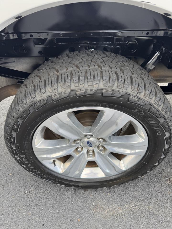 Ford F-150 4WD SuperCrew 145" Platinum 2016