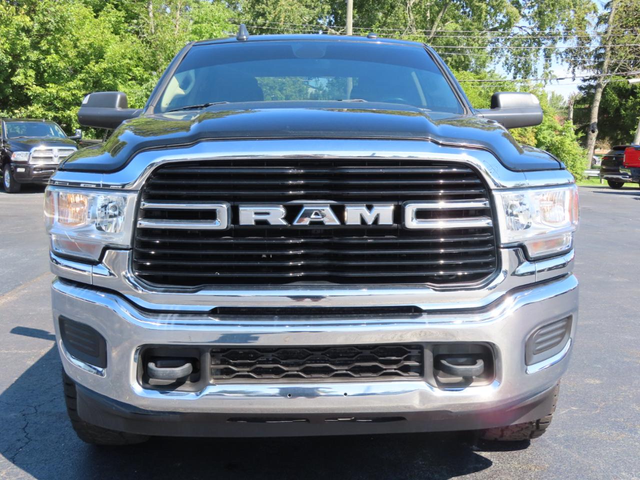 RAM 2500 Big Horn 4x4 Crew Cab 6'4" Box 2020