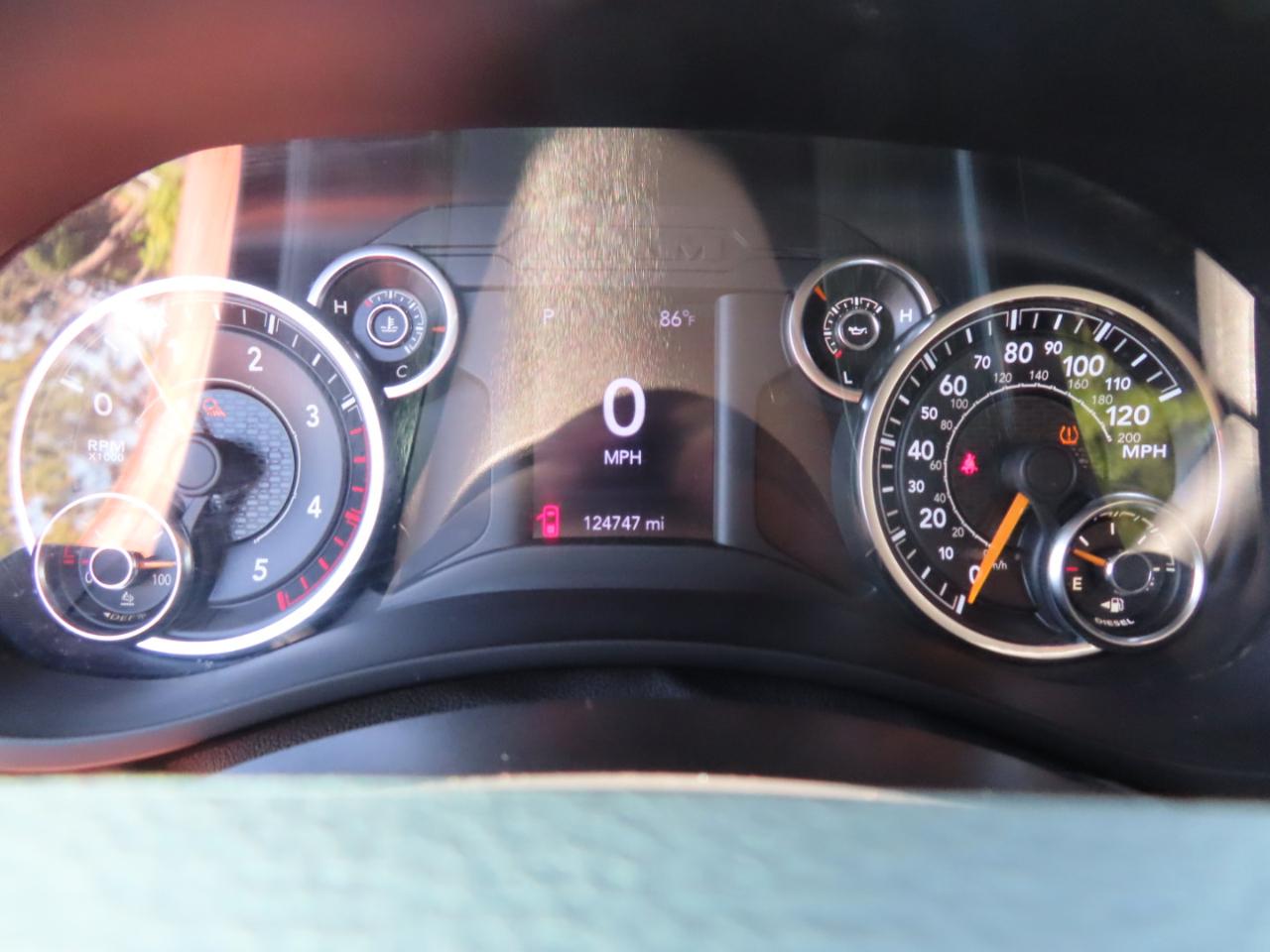 RAM 2500 Big Horn 4x4 Crew Cab 6'4" Box 2020