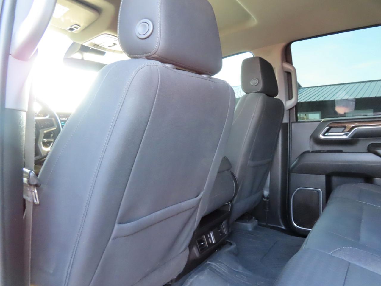 Chevrolet Silverado 3500HD 4WD Crew Cab 172" LT 2024