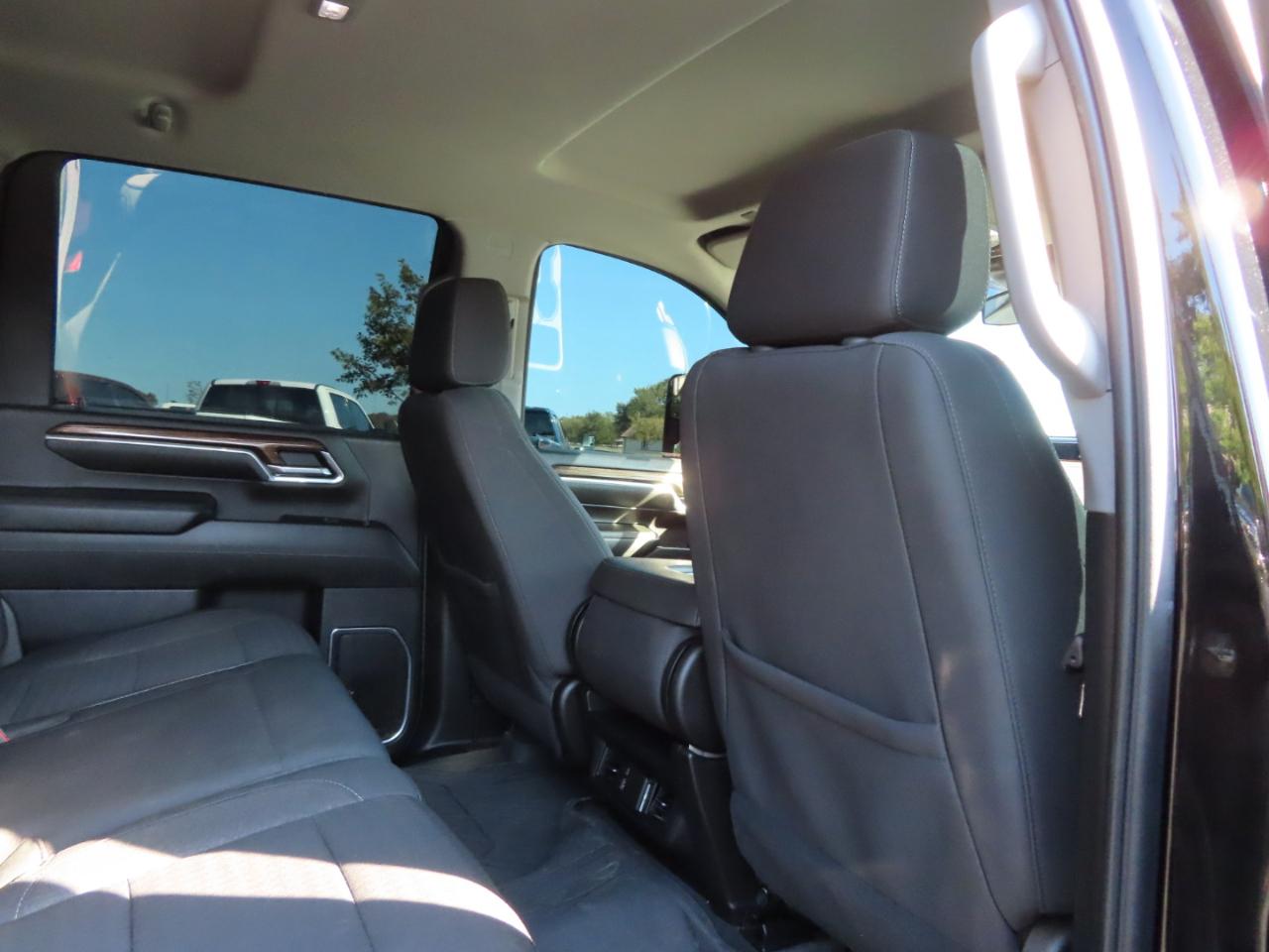Chevrolet Silverado 3500HD 4WD Crew Cab 172" LT 2024