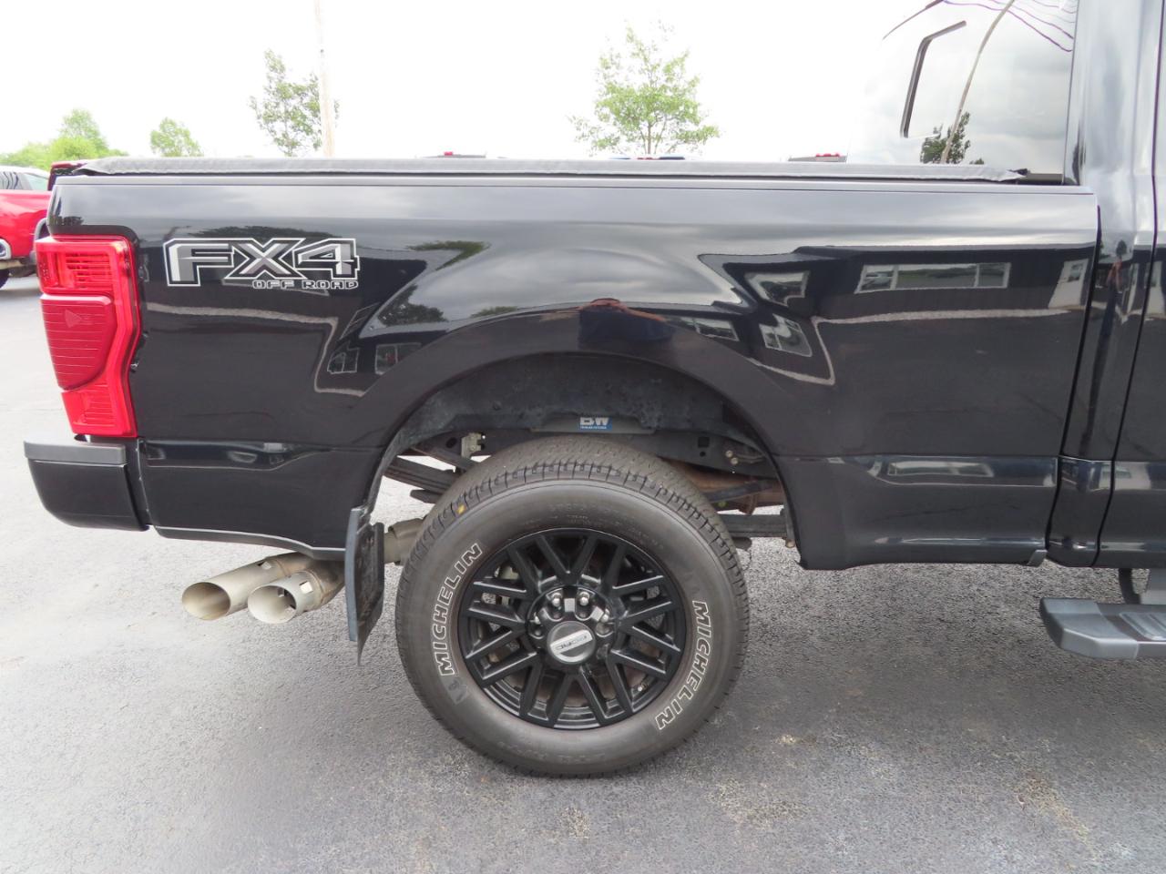 Ford Super Duty F-350 SRW XLT 4WD Crew Cab 6.75' Box 2022