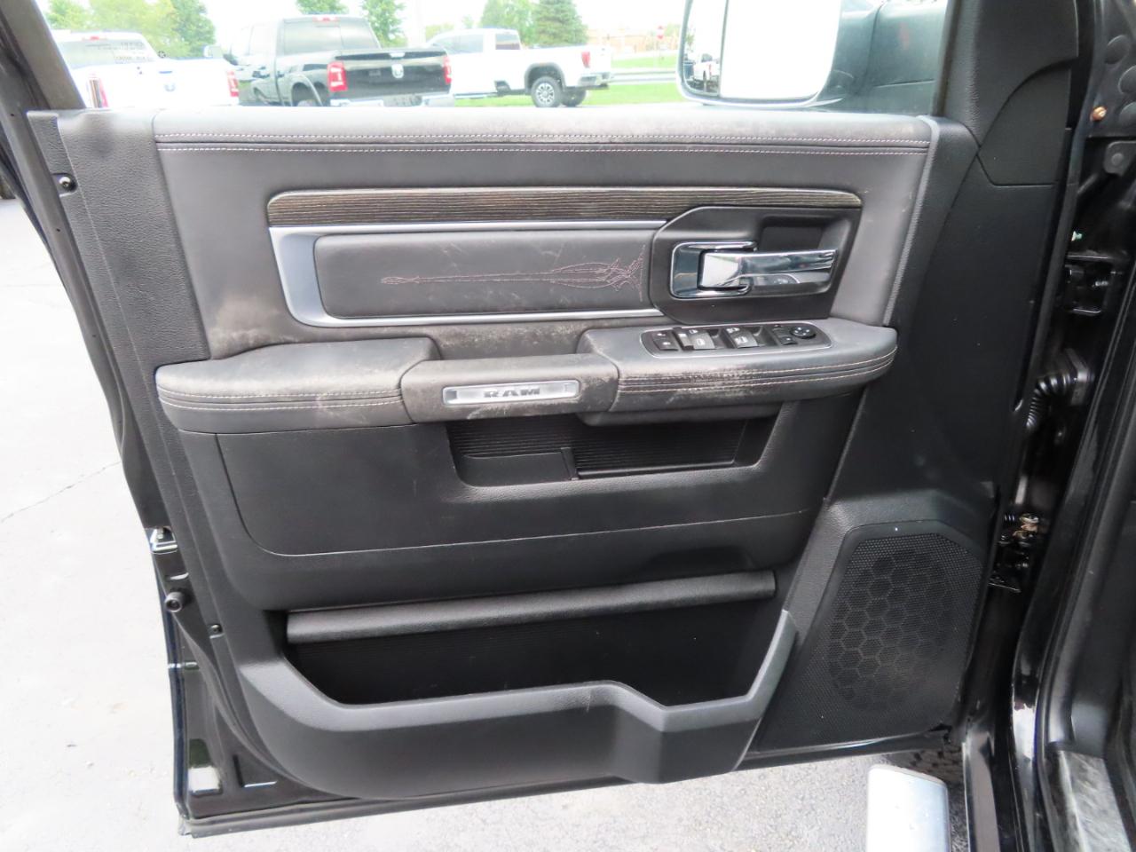 RAM 2500 4WD Crew Cab 149" Laramie Limited 2013