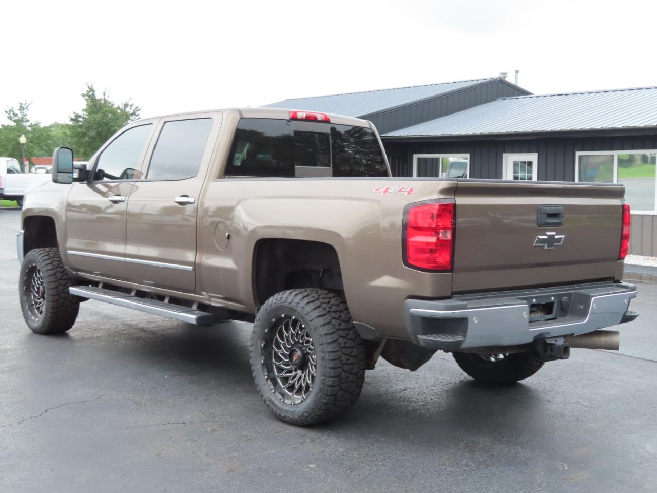 Chevrolet Silverado 2500HD 4WD Crew Cab 153.7" LTZ 2015