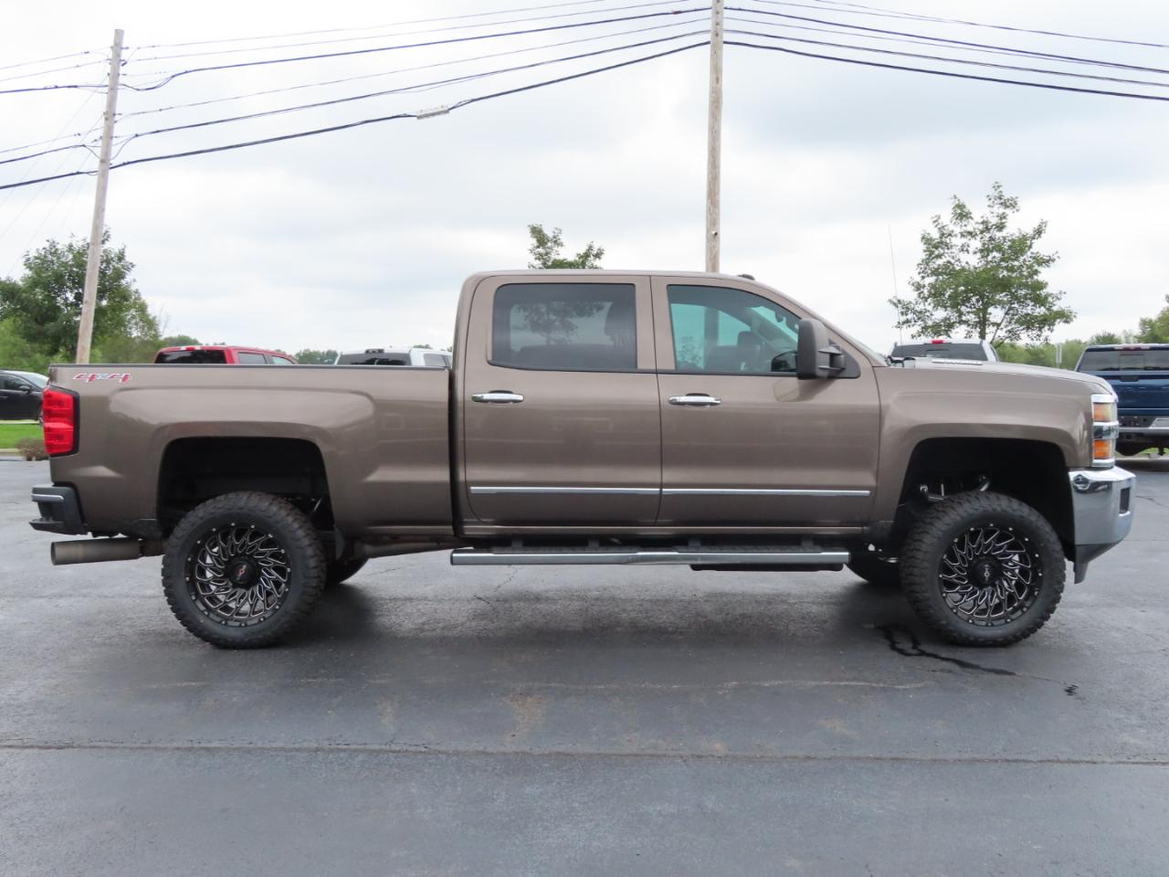 Chevrolet Silverado 2500HD 4WD Crew Cab 153.7" LTZ 2015