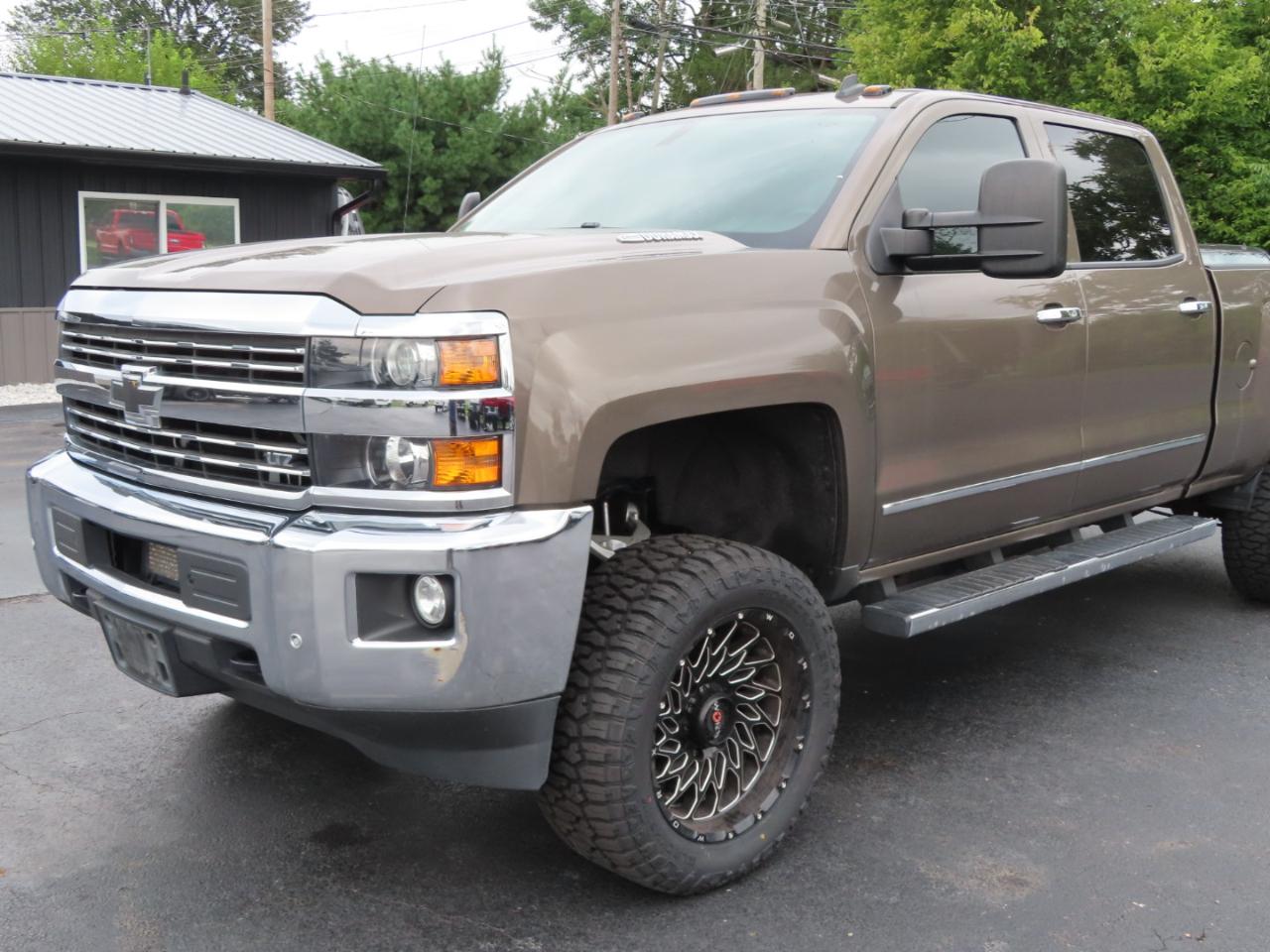 Chevrolet Silverado 2500HD 4WD Crew Cab 153.7" LTZ 2015