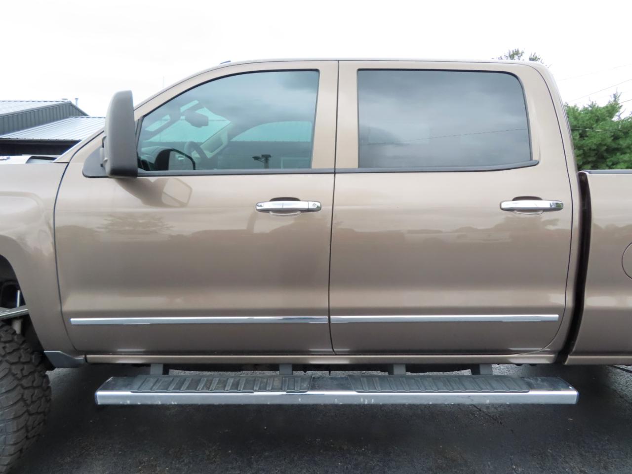 Chevrolet Silverado 2500HD 4WD Crew Cab 153.7" LTZ 2015