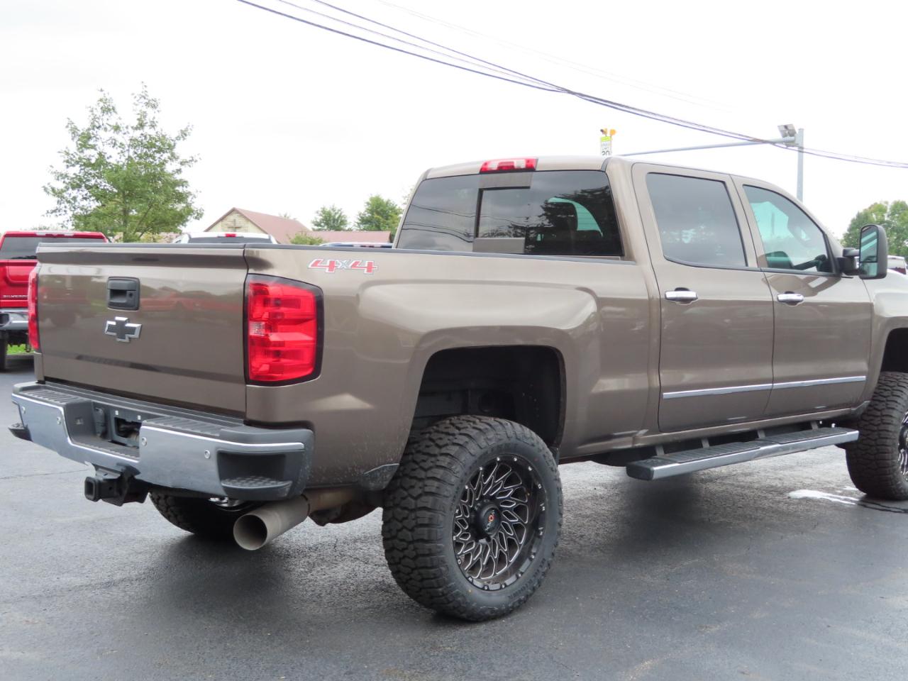 Chevrolet Silverado 2500HD 4WD Crew Cab 153.7" LTZ 2015