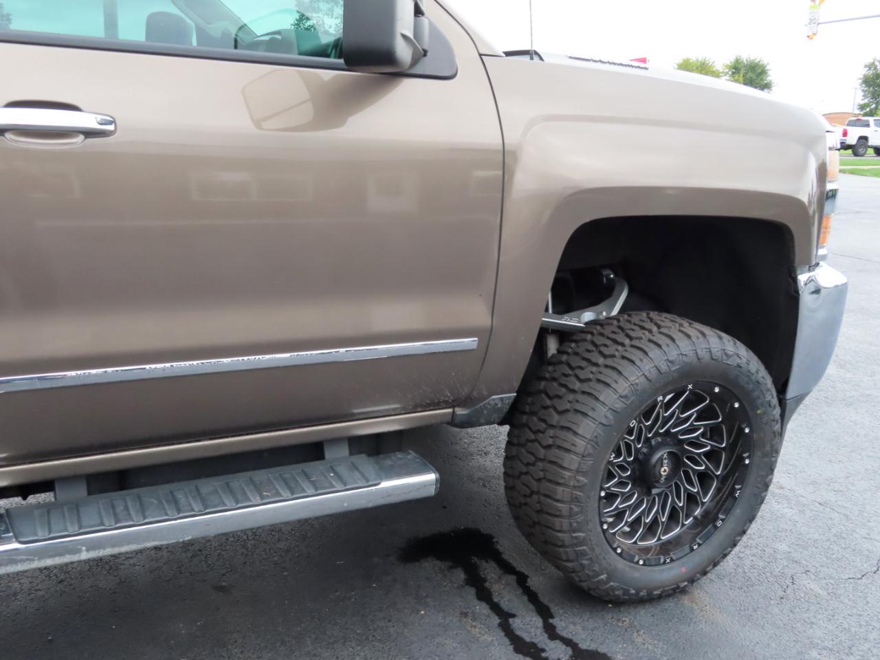 Chevrolet Silverado 2500HD 4WD Crew Cab 153.7" LTZ 2015