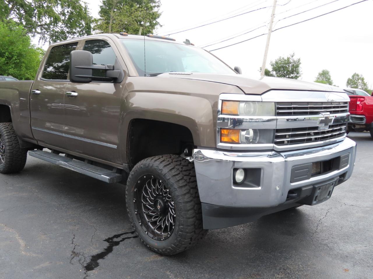 Chevrolet Silverado 2500HD 4WD Crew Cab 153.7" LTZ 2015