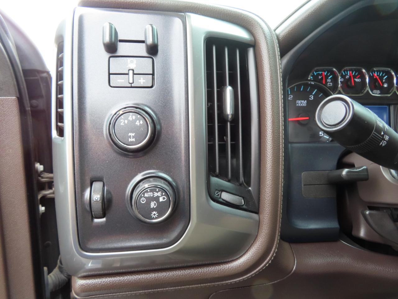 Chevrolet Silverado 2500HD 4WD Crew Cab 153.7" LTZ 2015