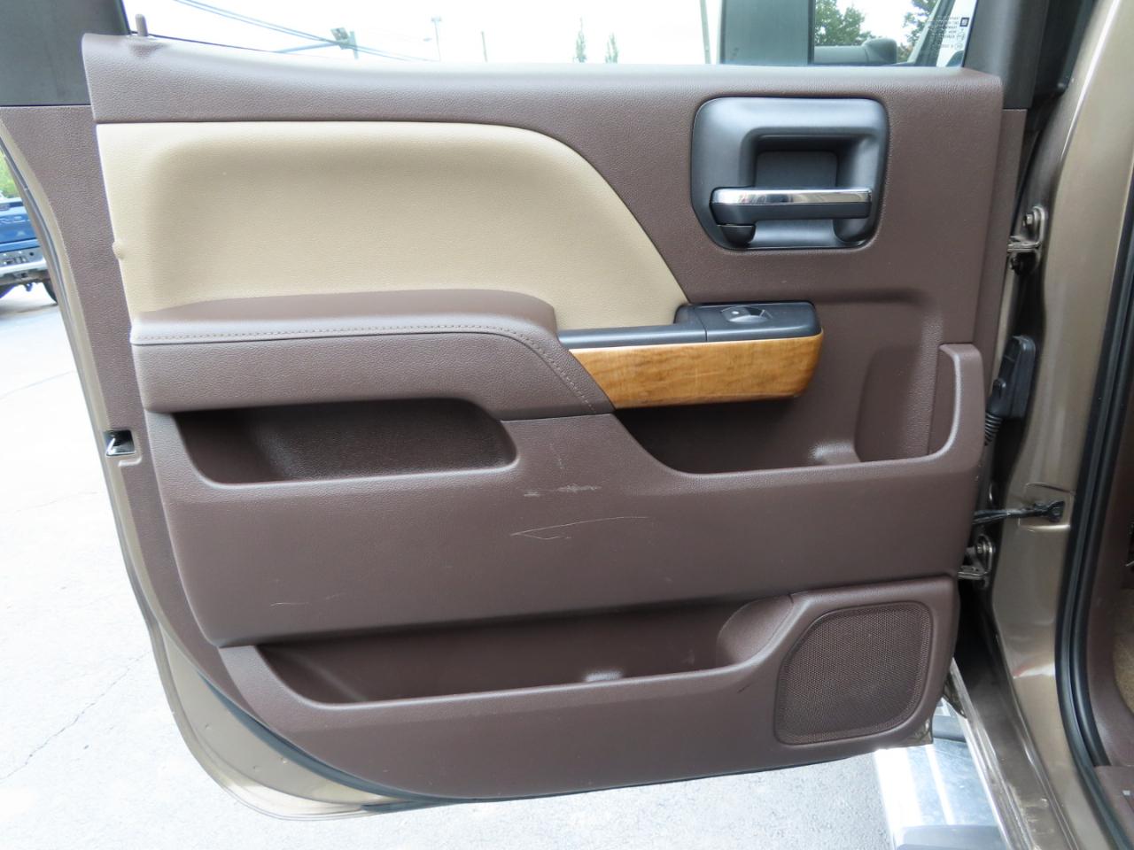 Chevrolet Silverado 2500HD 4WD Crew Cab 153.7" LTZ 2015