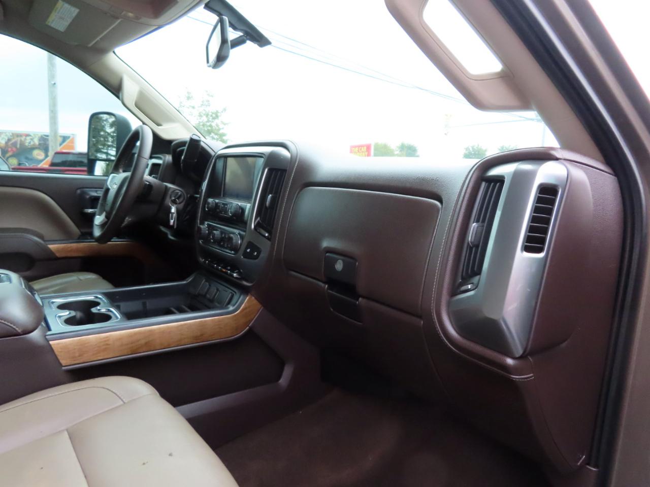 Chevrolet Silverado 2500HD 4WD Crew Cab 153.7" LTZ 2015