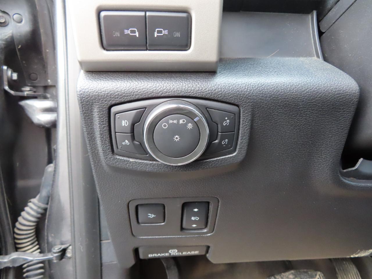 Ford Super Duty F-250 SRW Lariat 4WD Crew Cab 6.75' Box 2017
