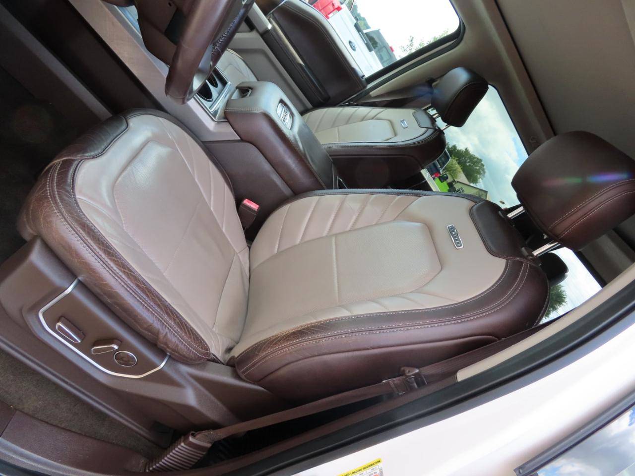 Ford Super Duty F-350 SRW Limited 4WD Crew Cab 8' Box 2018