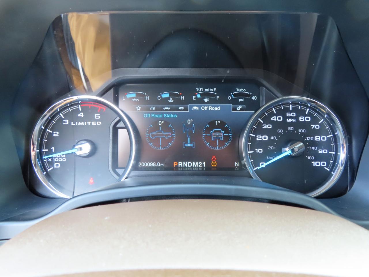 Ford Super Duty F-350 SRW Limited 4WD Crew Cab 8' Box 2018