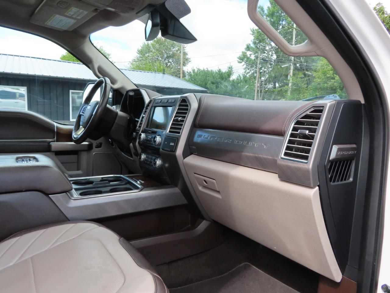 Ford Super Duty F-350 SRW Limited 4WD Crew Cab 8' Box 2018