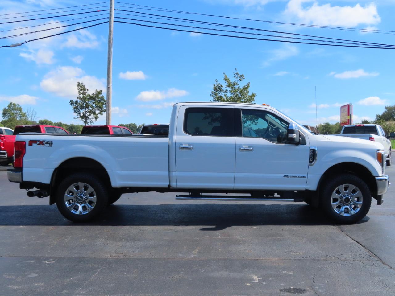 Ford Super Duty F-250 SRW Lariat 4WD Crew Cab 8' Box 2018