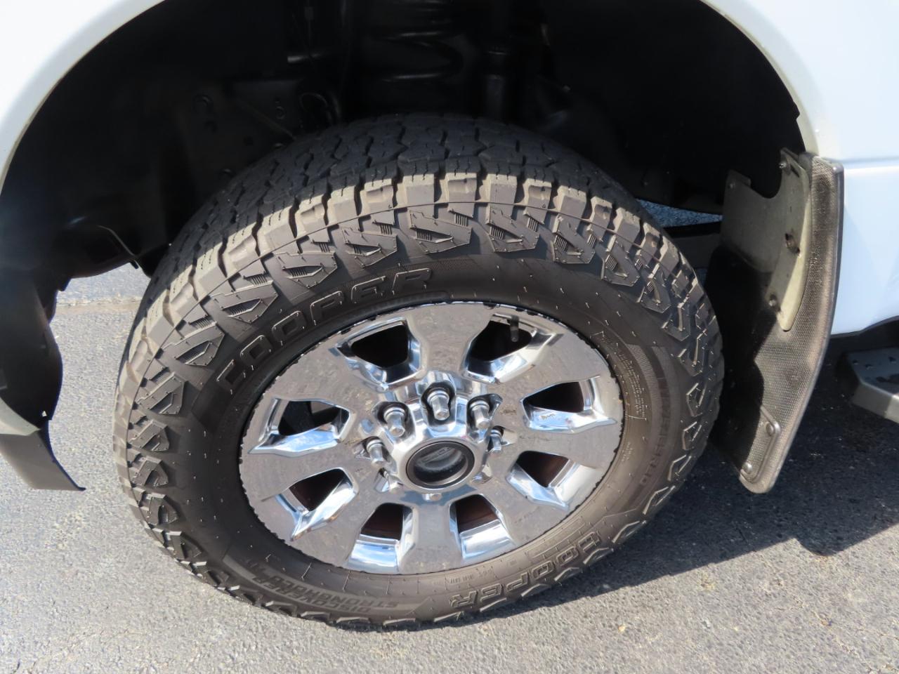 Ford Super Duty F-250 SRW Lariat 4WD Crew Cab 8' Box 2018