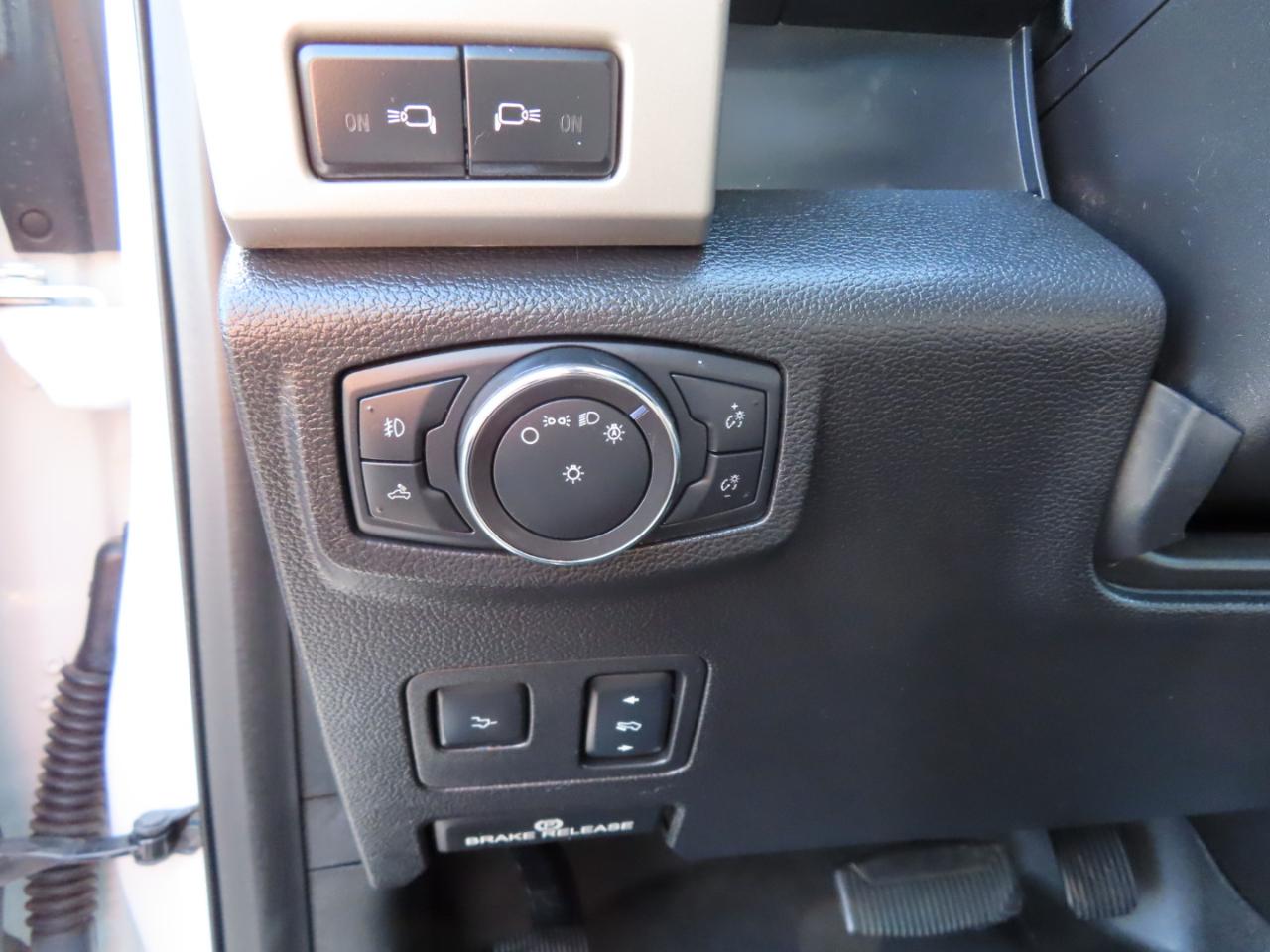 Ford Super Duty F-250 SRW Lariat 4WD Crew Cab 8' Box 2018