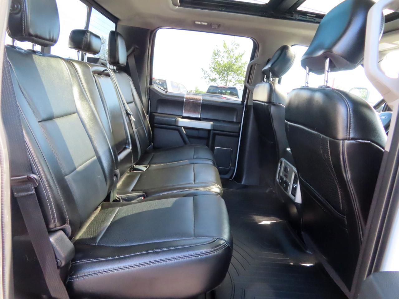 Ford Super Duty F-250 SRW Lariat 4WD Crew Cab 8' Box 2018
