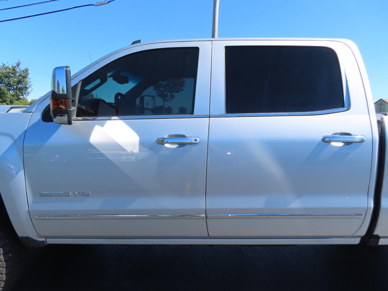 Chevrolet Silverado 2500HD 4WD Crew Cab 153.7" LTZ 2019