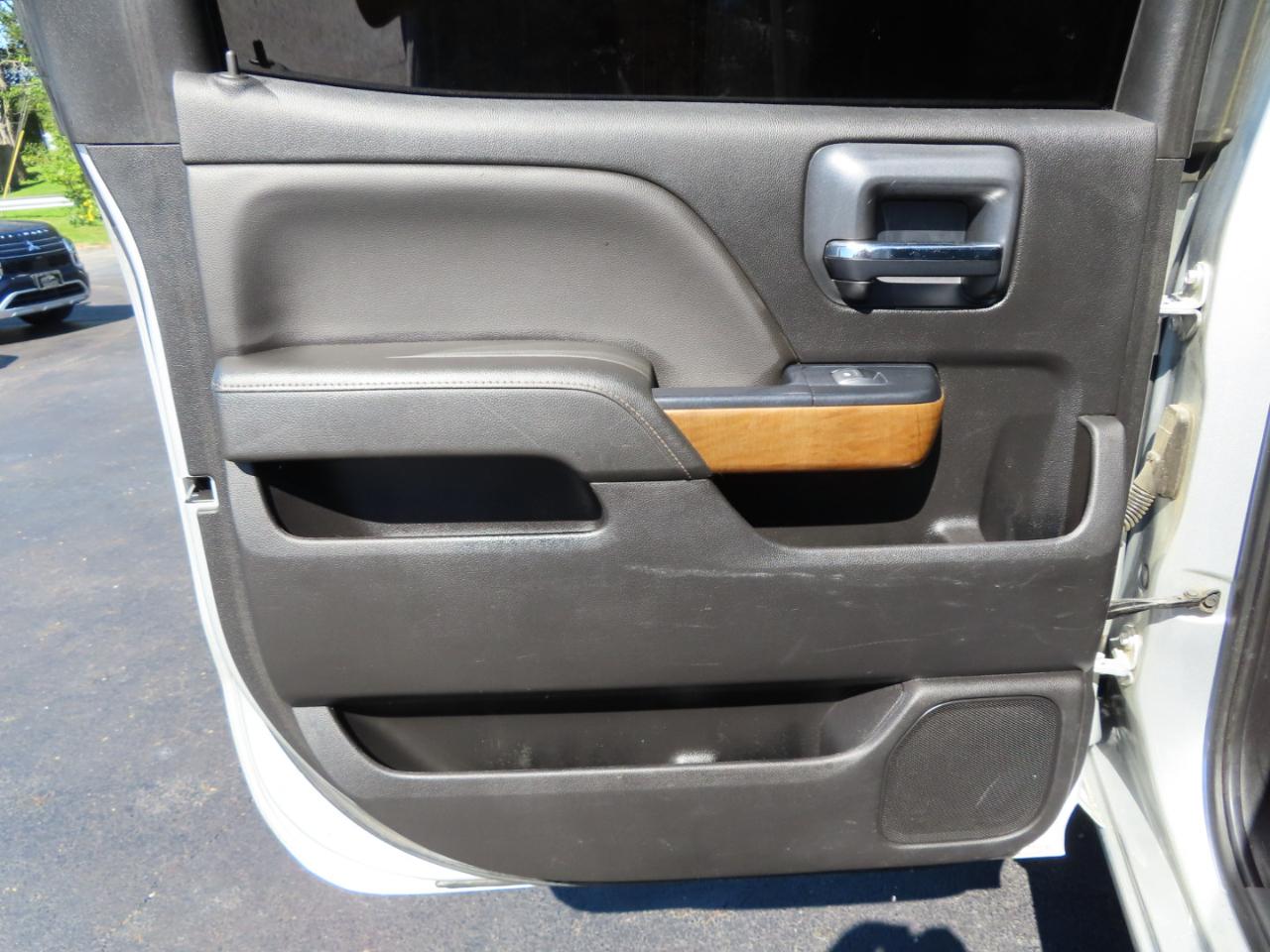 Chevrolet Silverado 2500HD 4WD Crew Cab 153.7" LTZ 2019