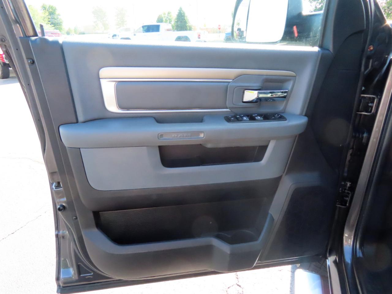 RAM 2500 2WD Crew Cab 169" Big Horn 2014
