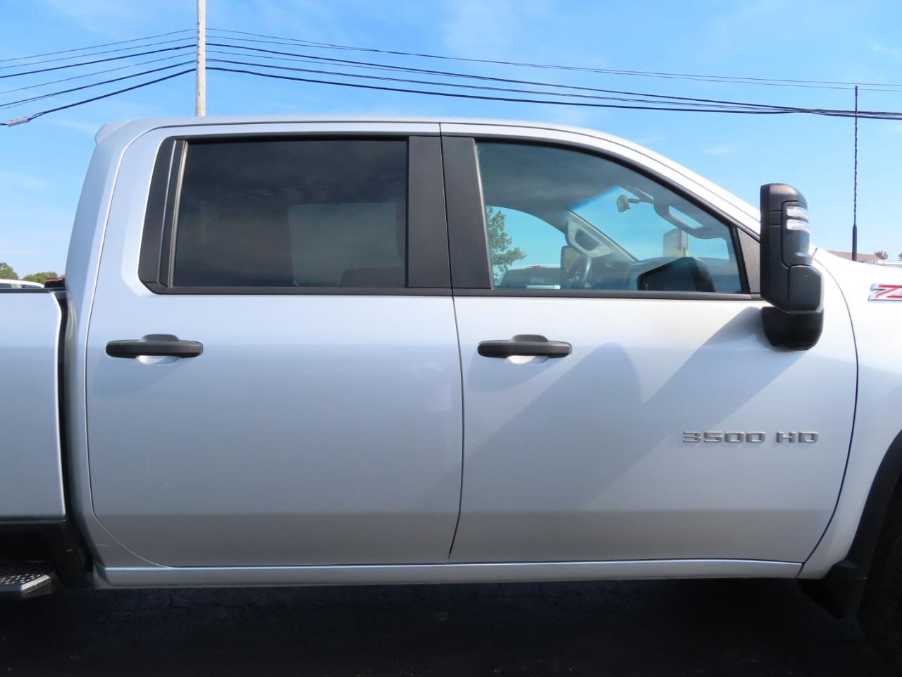 Chevrolet Silverado 3500HD 4WD Crew Cab 172" Work Truck 2020