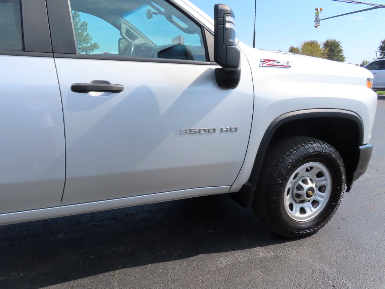 Chevrolet Silverado 3500HD 4WD Crew Cab 172" Work Truck 2020