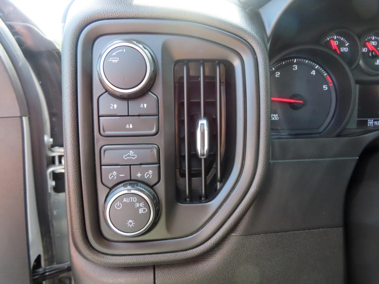 Chevrolet Silverado 3500HD 4WD Crew Cab 172" Work Truck 2020