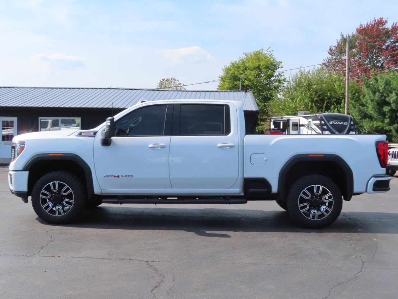 GMC Sierra 2500HD 4WD Crew Cab 159" AT4 2020