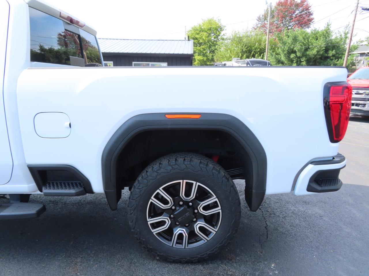 GMC Sierra 2500HD 4WD Crew Cab 159" AT4 2020