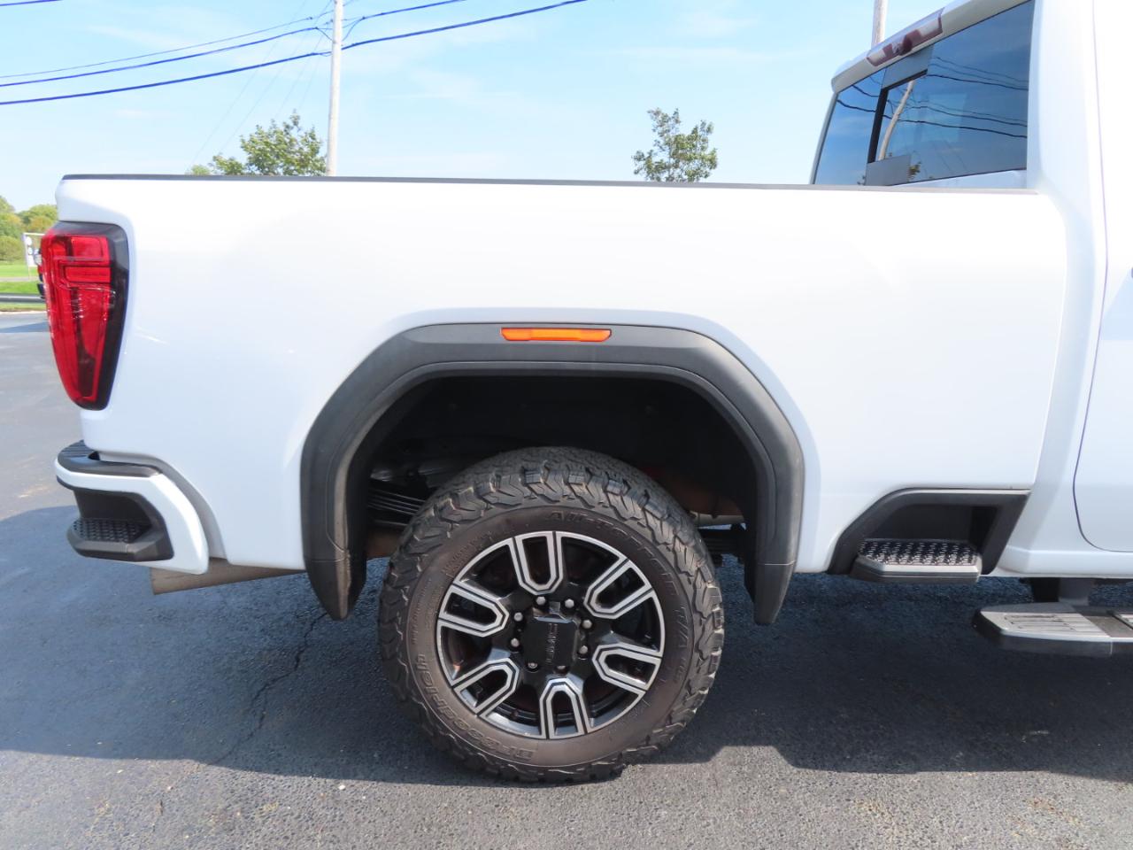GMC Sierra 2500HD 4WD Crew Cab 159" AT4 2020