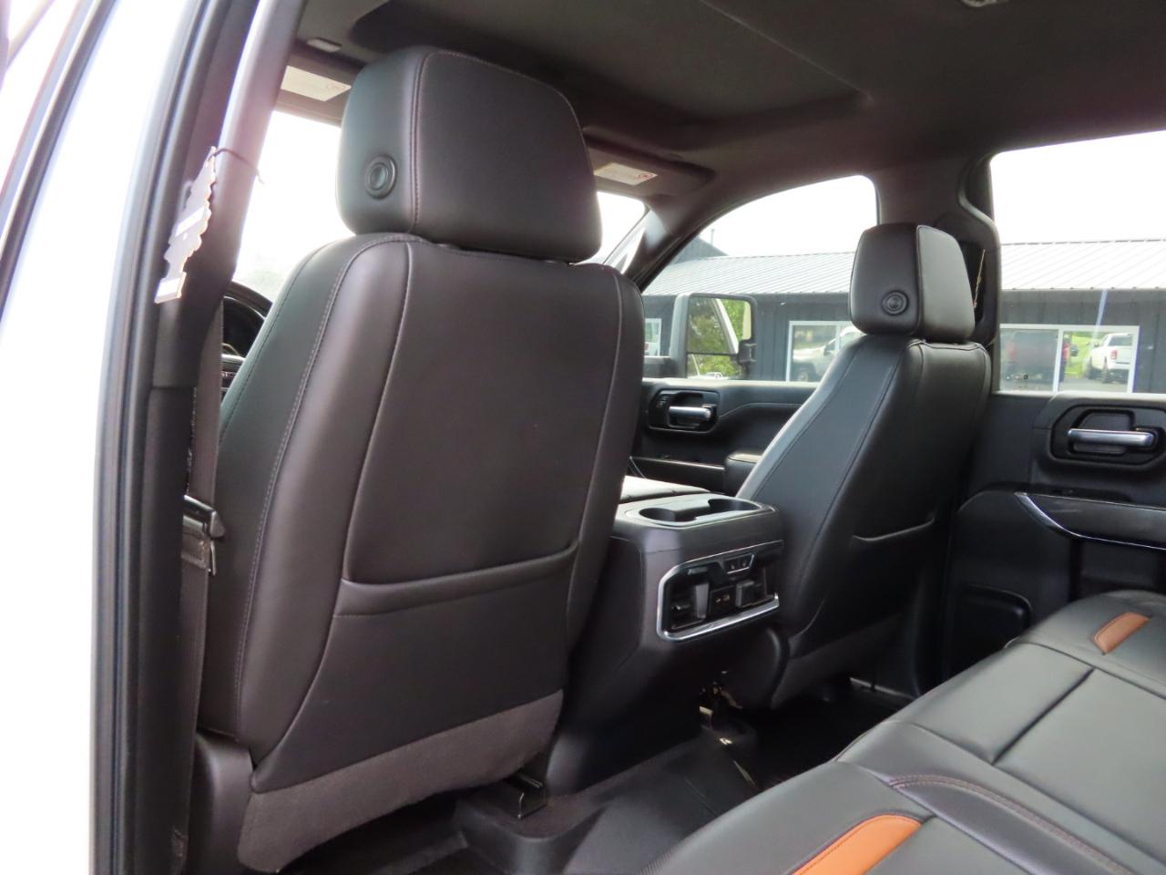 GMC Sierra 2500HD 4WD Crew Cab 159" AT4 2020