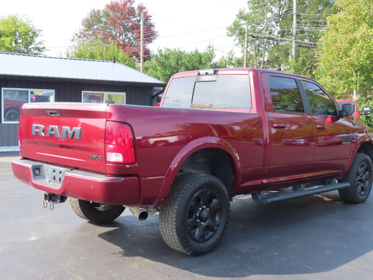 RAM 2500 Big Horn 4x4 Crew Cab 6'4" Box 2017