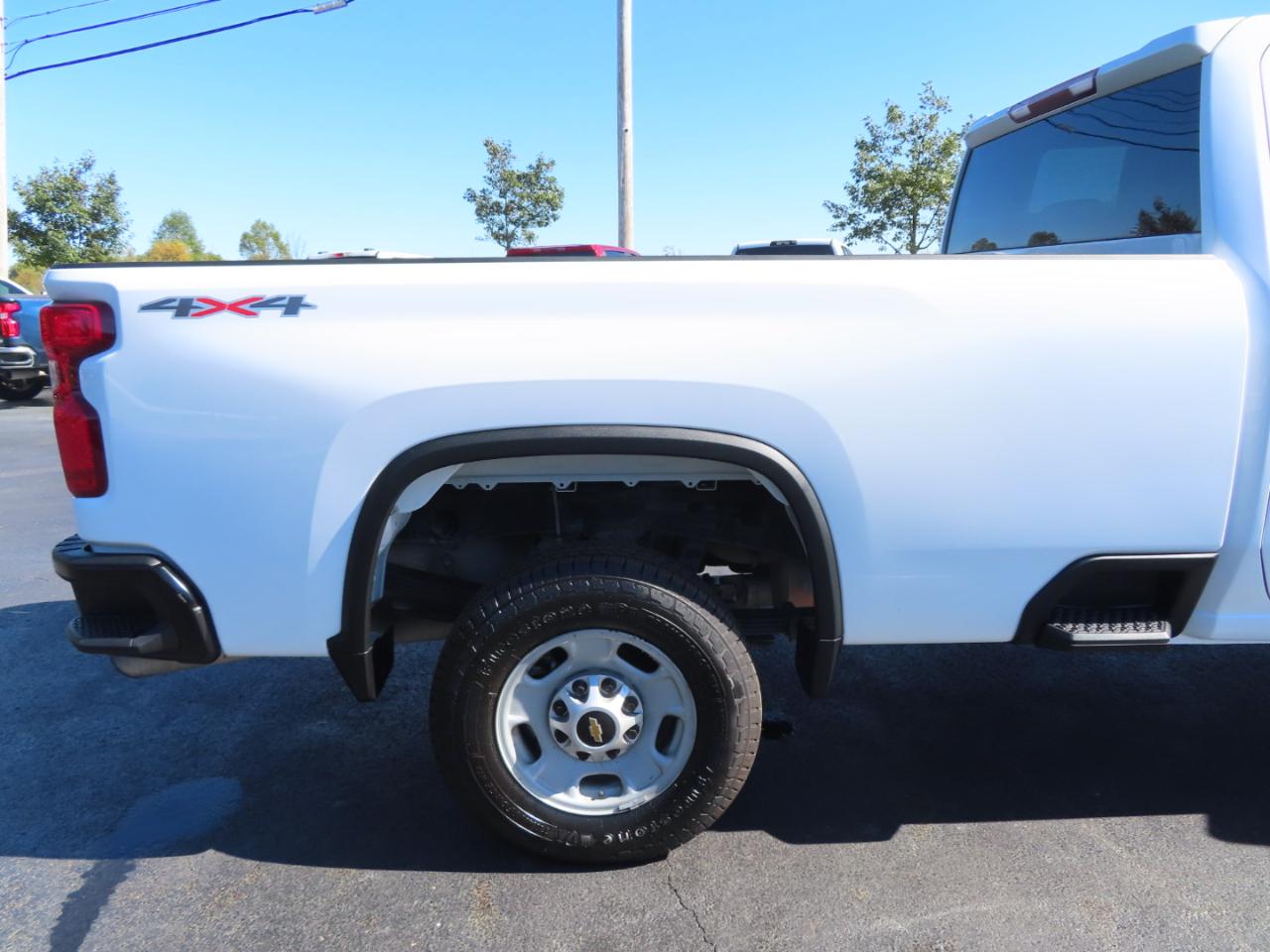 Chevrolet Silverado 2500HD 4WD Crew Cab 172" Work Truck 2023