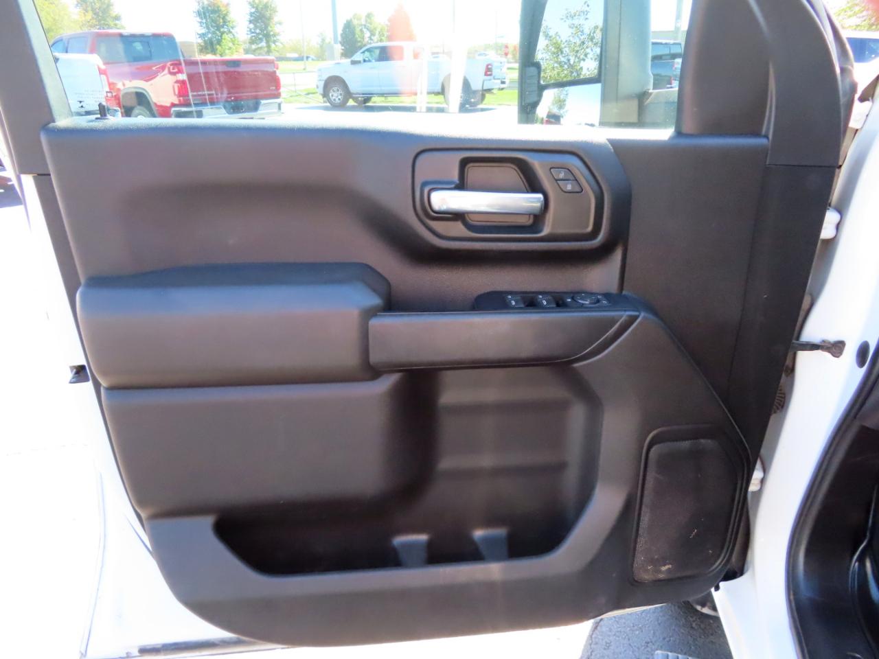 Chevrolet Silverado 2500HD 4WD Crew Cab 172" Work Truck 2023