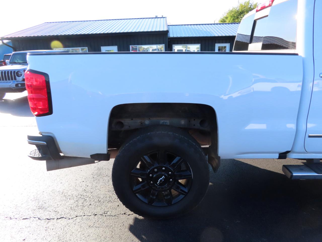 Chevrolet Silverado 2500HD 4WD Crew Cab 153.7" LTZ 2017