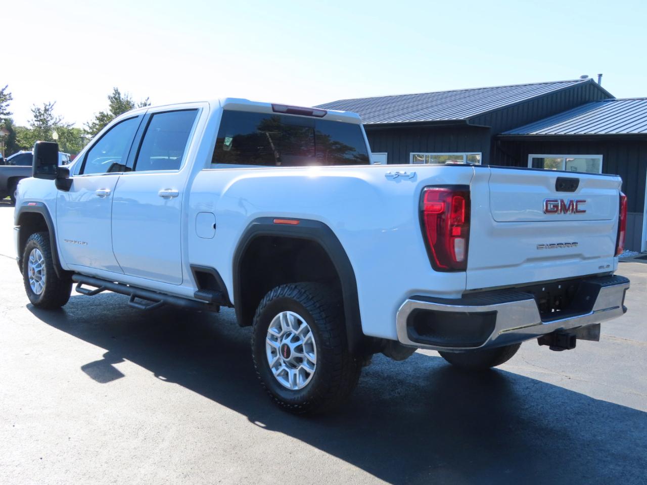 GMC Sierra 2500HD 4WD Crew Cab 159" SLE 2022