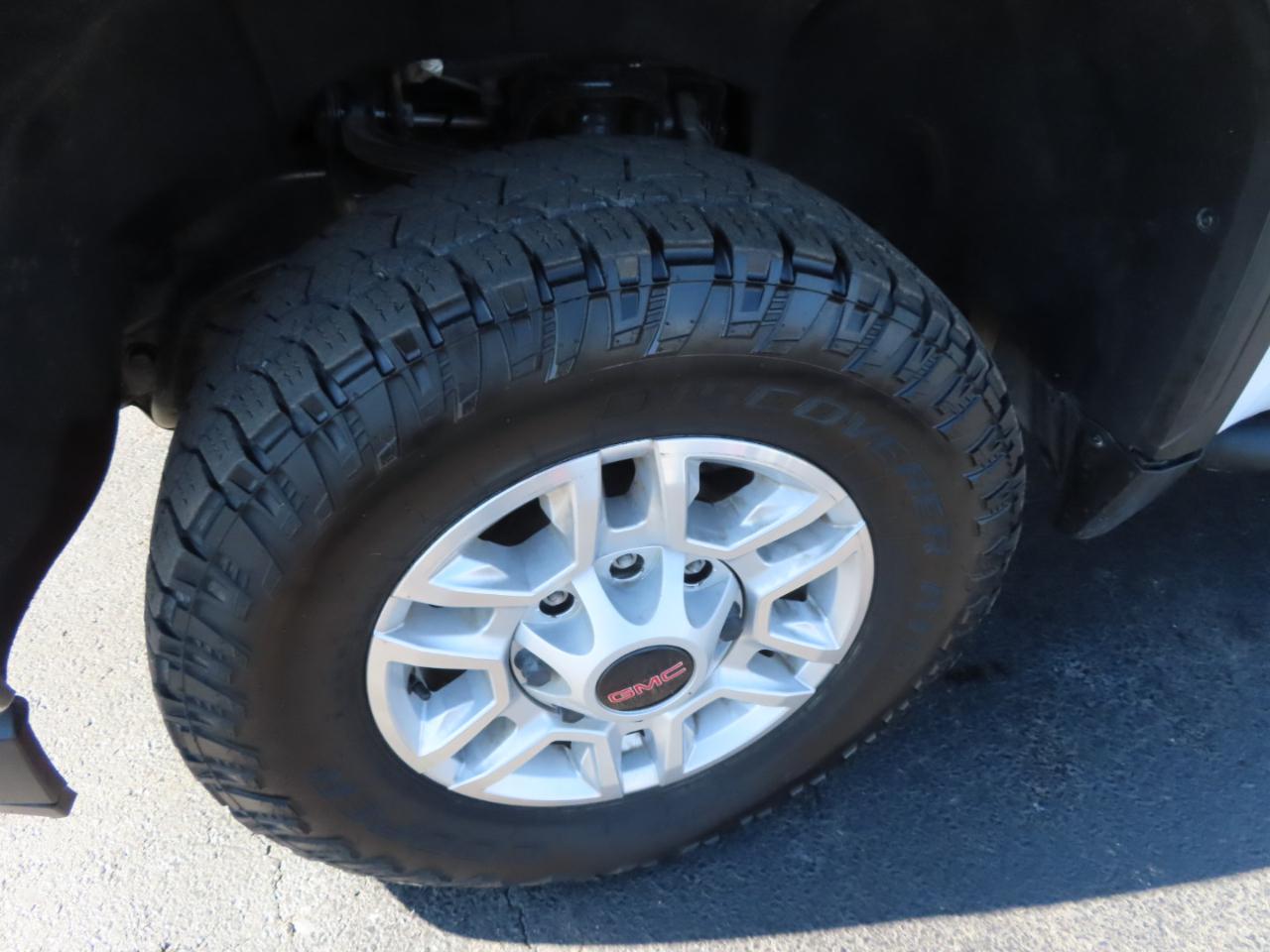 GMC Sierra 2500HD 4WD Crew Cab 159" SLE 2022