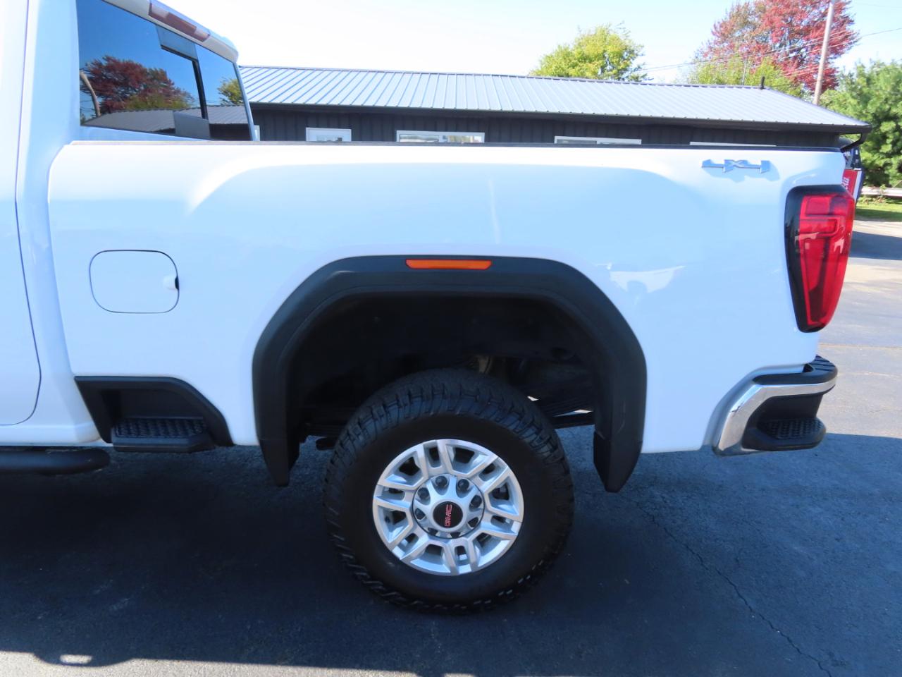 GMC Sierra 2500HD 4WD Crew Cab 159" SLE 2022