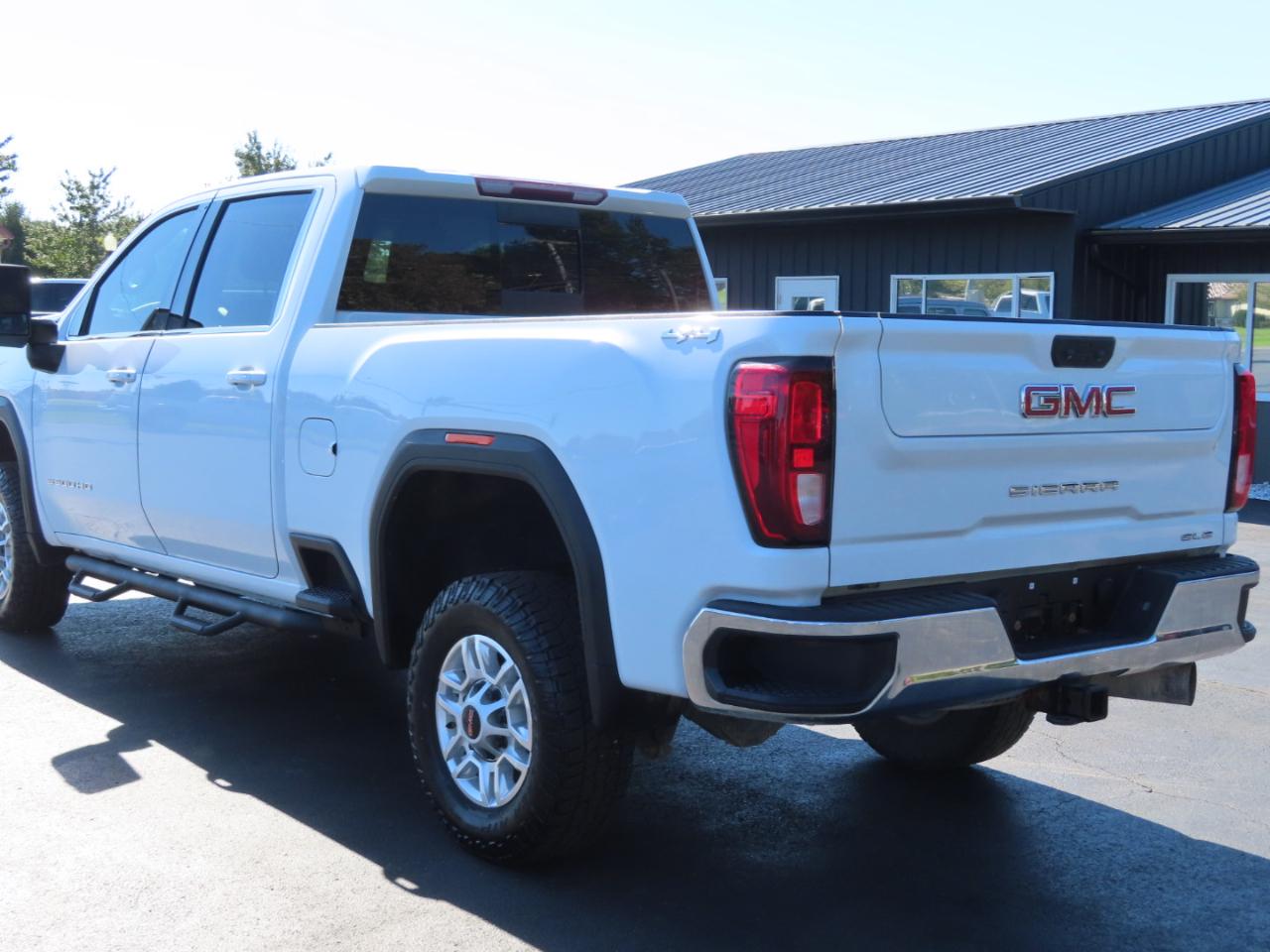 GMC Sierra 2500HD 4WD Crew Cab 159" SLE 2022