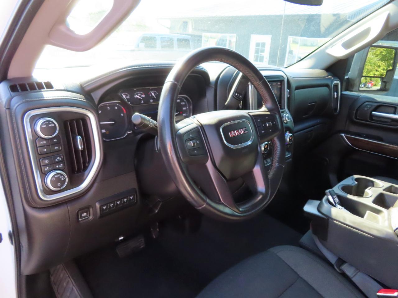 GMC Sierra 2500HD 4WD Crew Cab 159" SLE 2022