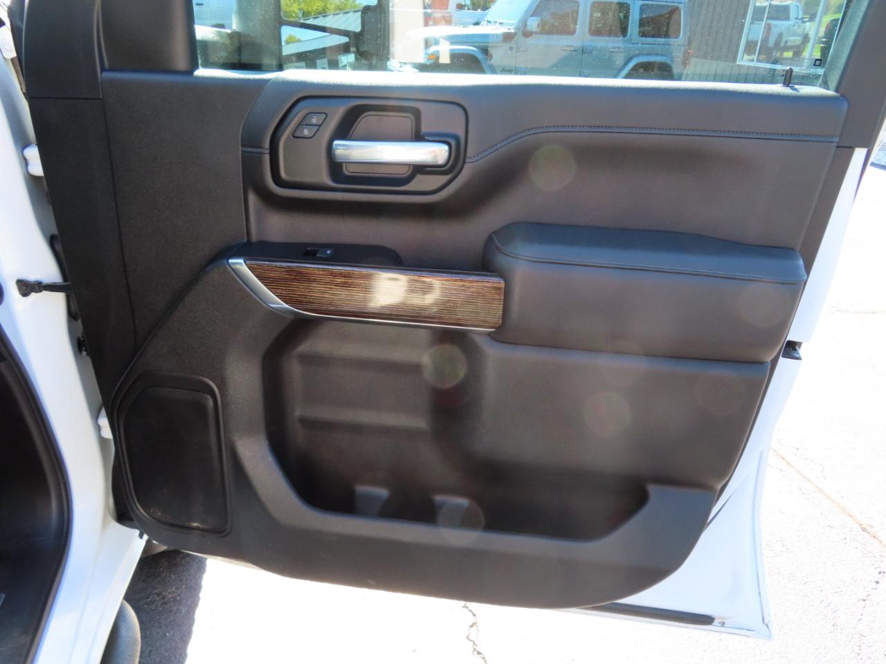 GMC Sierra 2500HD 4WD Crew Cab 159" SLE 2022